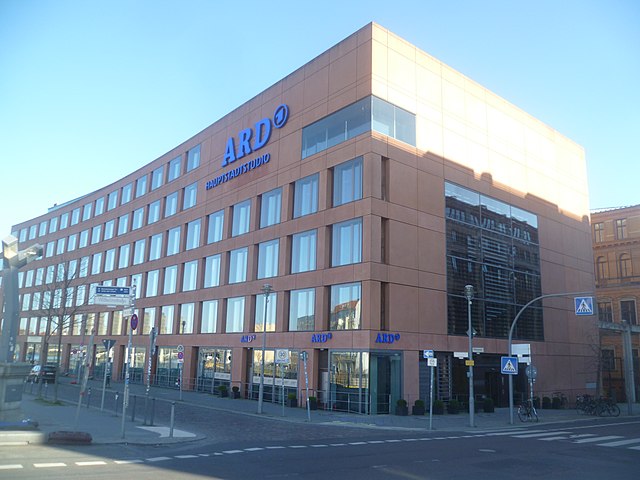 640px-ARD_Hauptstadtstudio_Berlin.jpg